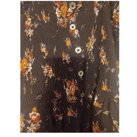 Floral short romper - Picture 2 of 3